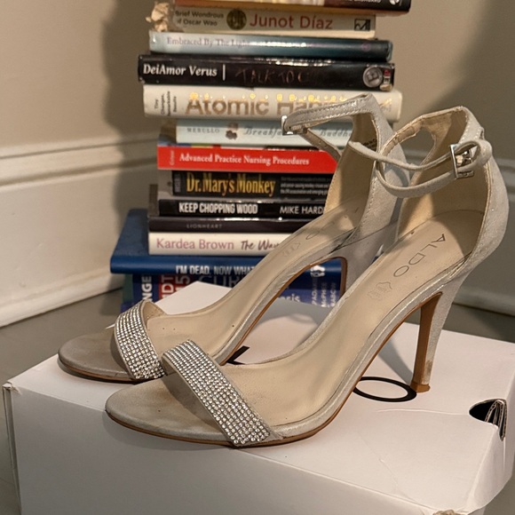 Aldo Silver Strappy Heels - Picture 1 of 1